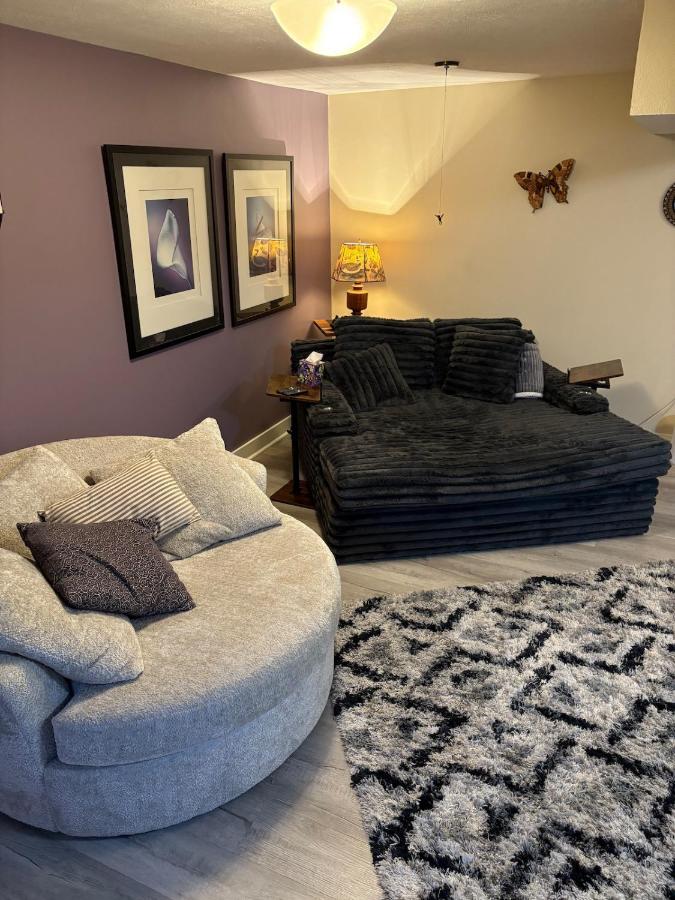 Miss Ellies Estate - B&B