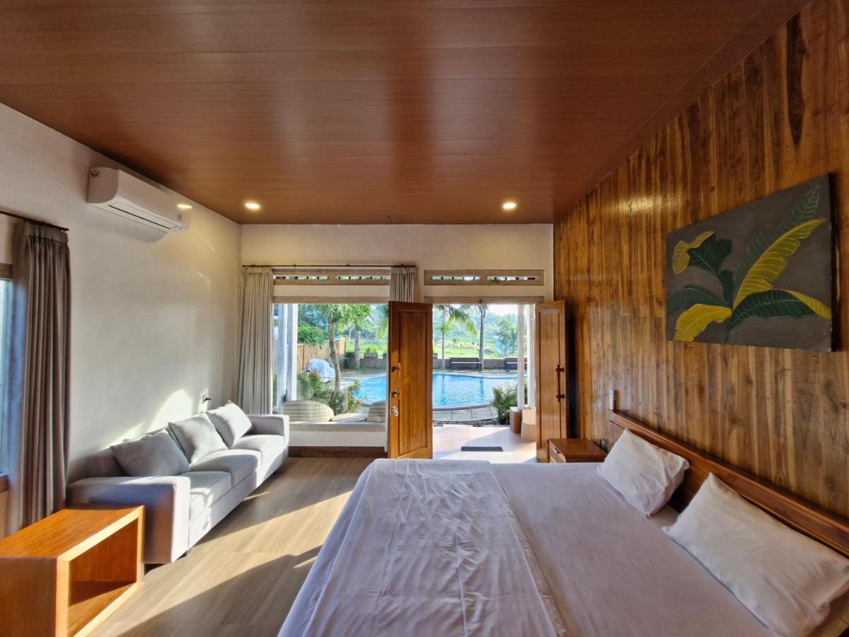 Superior Bungalow