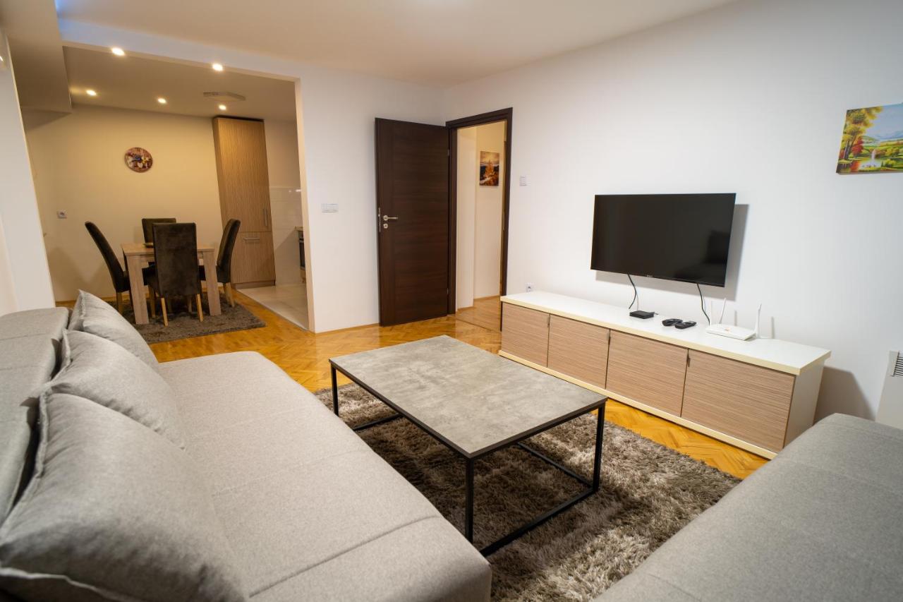 Green Riverside Apartment - Ferienwohnung Sarajevo