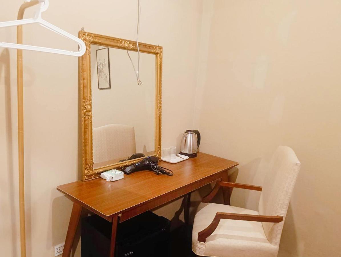 Chambre Lit Queen-Size 