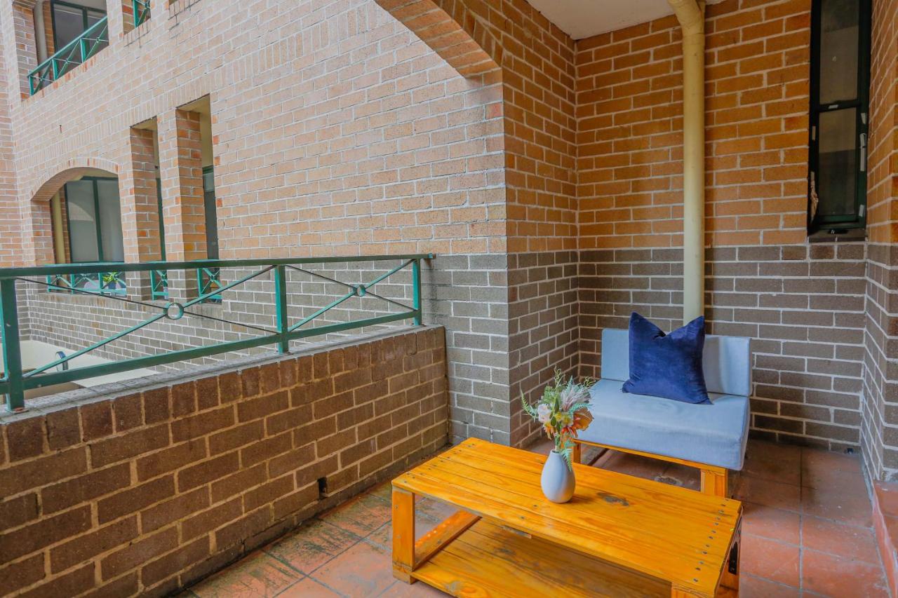 Stylish 2 Bedroom Apartment Chippendale - B&B