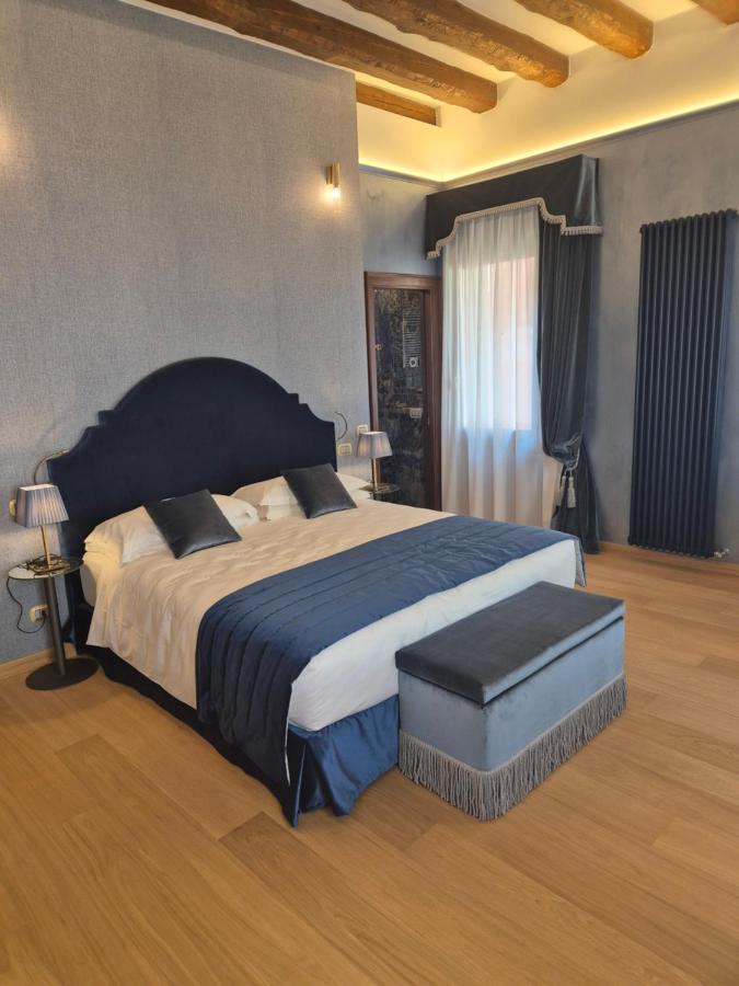 Apartment mit 2 Schlafzimmern und Balkon