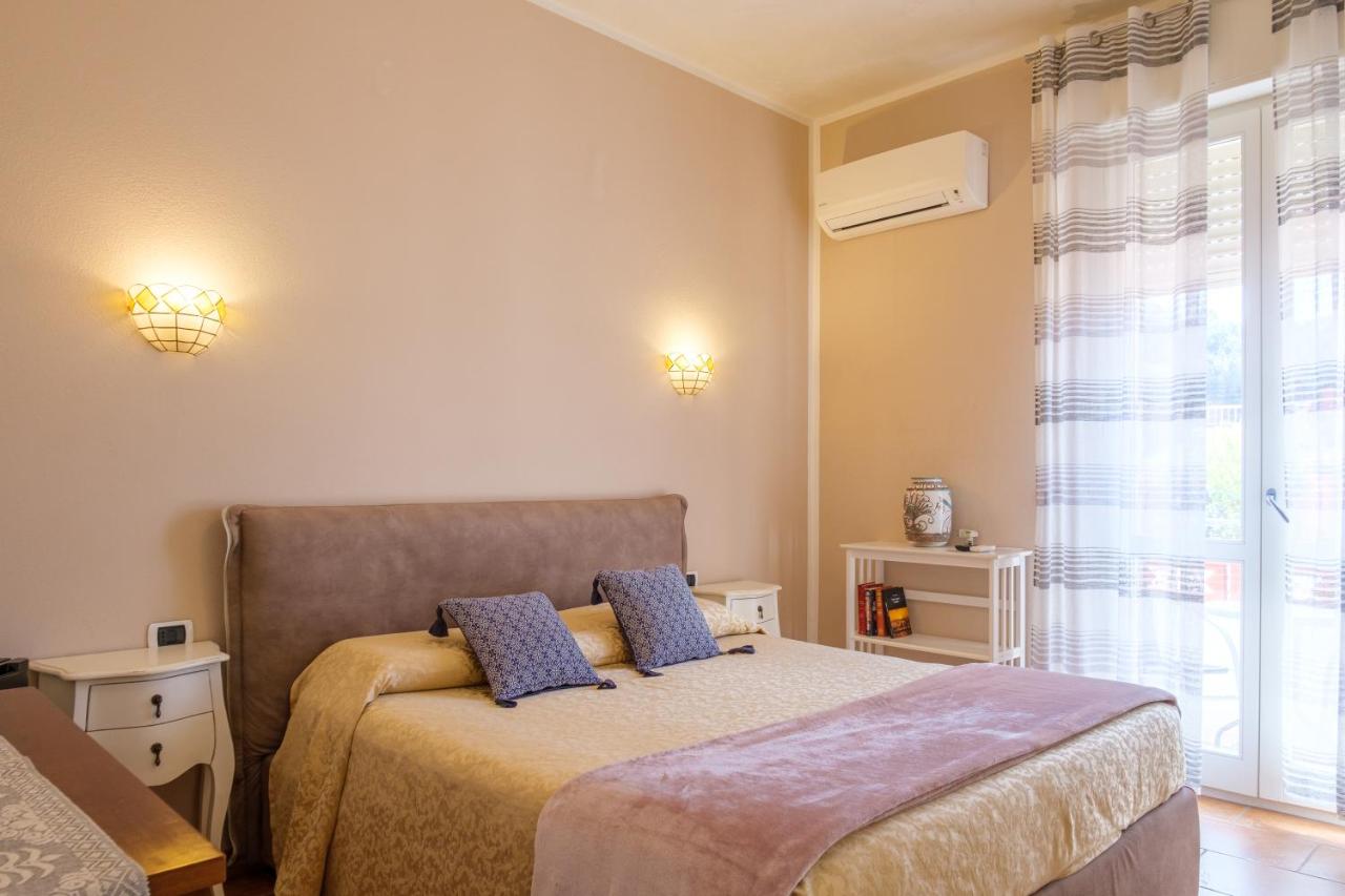 Chambre Lit King-Size avec Balcon