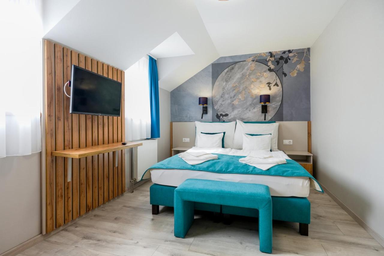 Double or Twin Room with Extra Bed