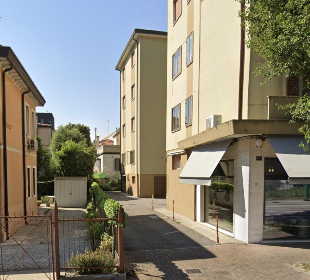 Carossa Apartment Venezia - B&B