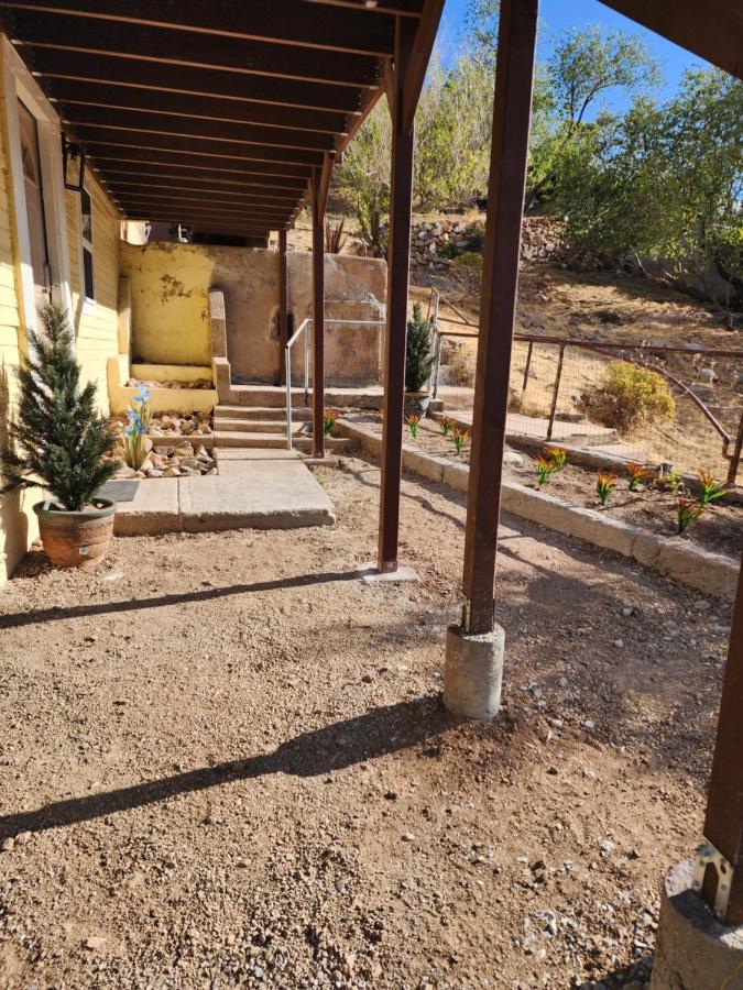 Full House or Studio Suite with Breath Taking Views in Old Bisbee - B&B