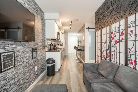 Gorgeous looking 2 bedroom Apt in downtown silverspring - Chambres d’hôtes