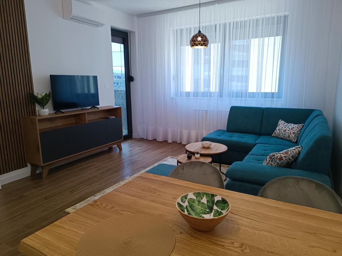 Elena - stan na dan - Ferienwohnung