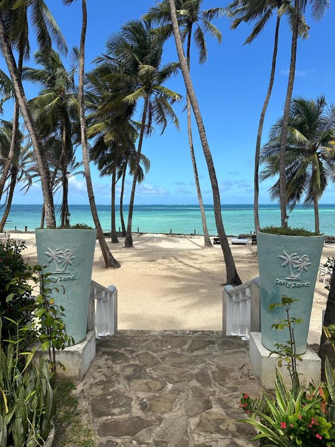 Salty Sands - B&B Mombasa