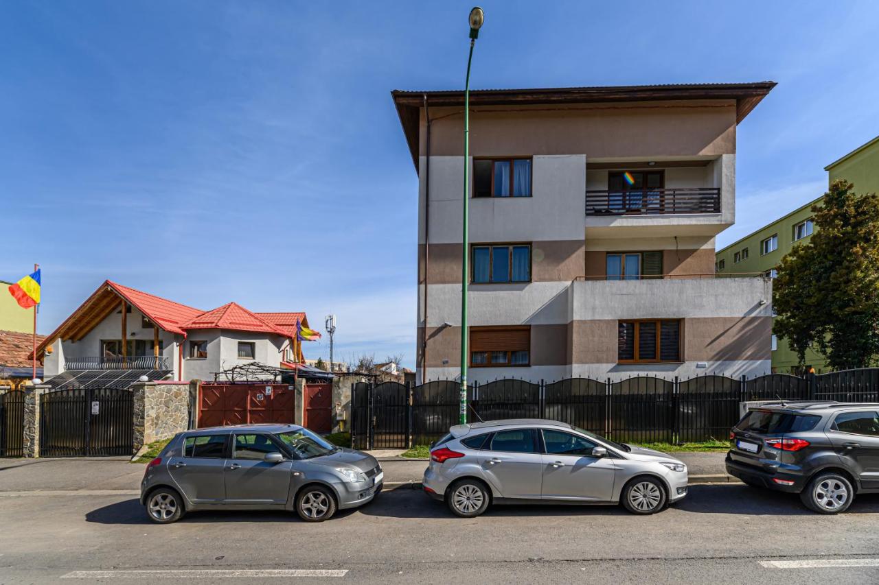 KOA - Memo Haus - B&B Braşov