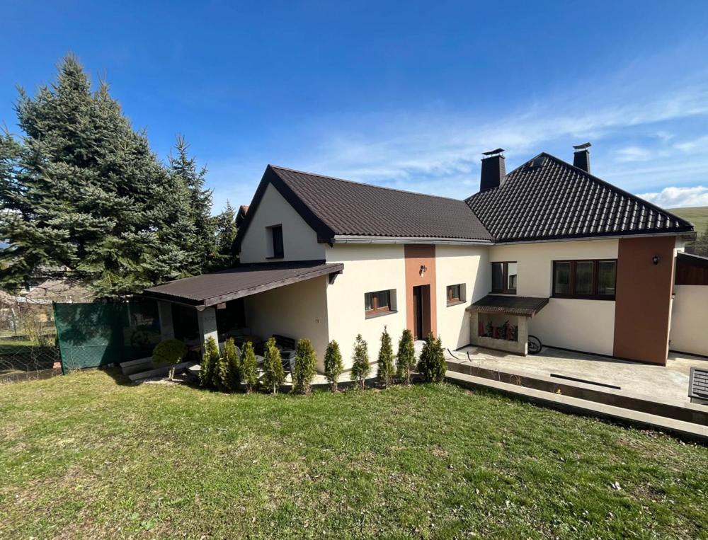 Apartman pod lipami - B&B