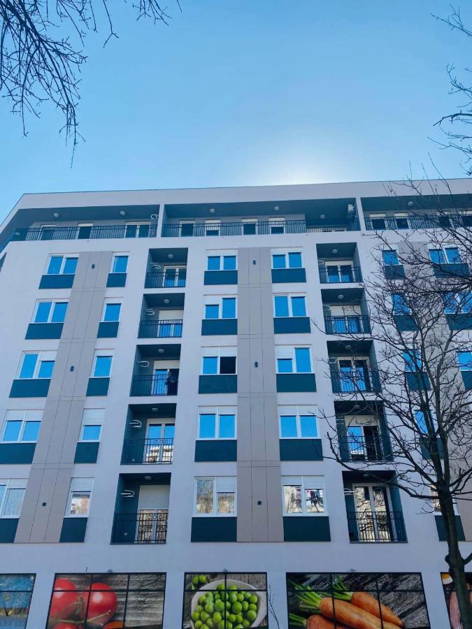 Guest Apartment by Manga - Bed and Breakfast Subotica