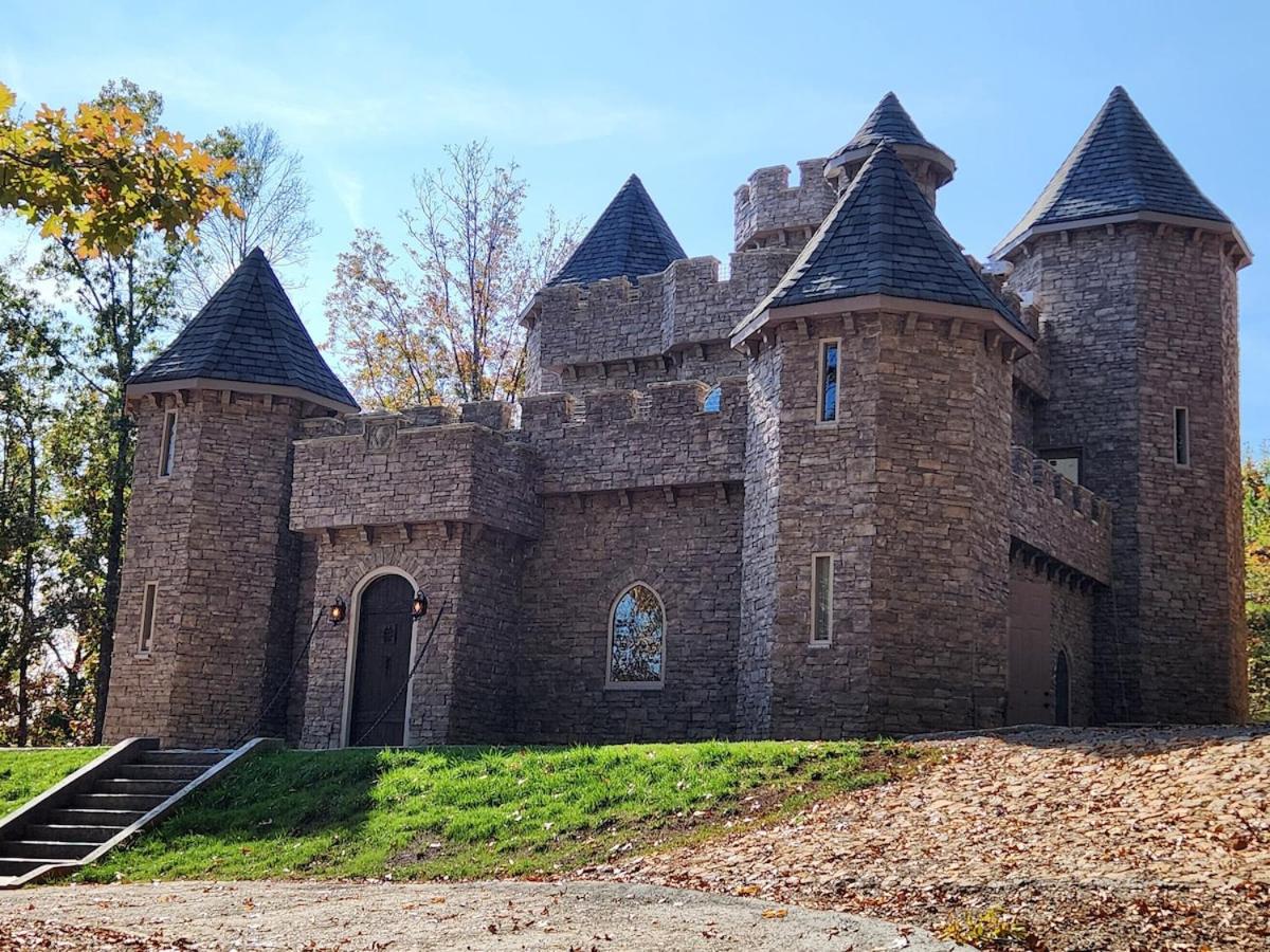 The Castle at Kingston - Bed and Breakfast