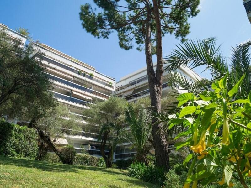 Mas du Tanit - Escapade en bord de mer, terrasse & soleil - B&B Antibes