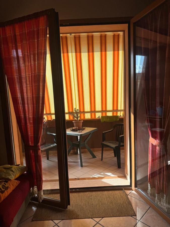 Giuly Apartment - B&B Menfi