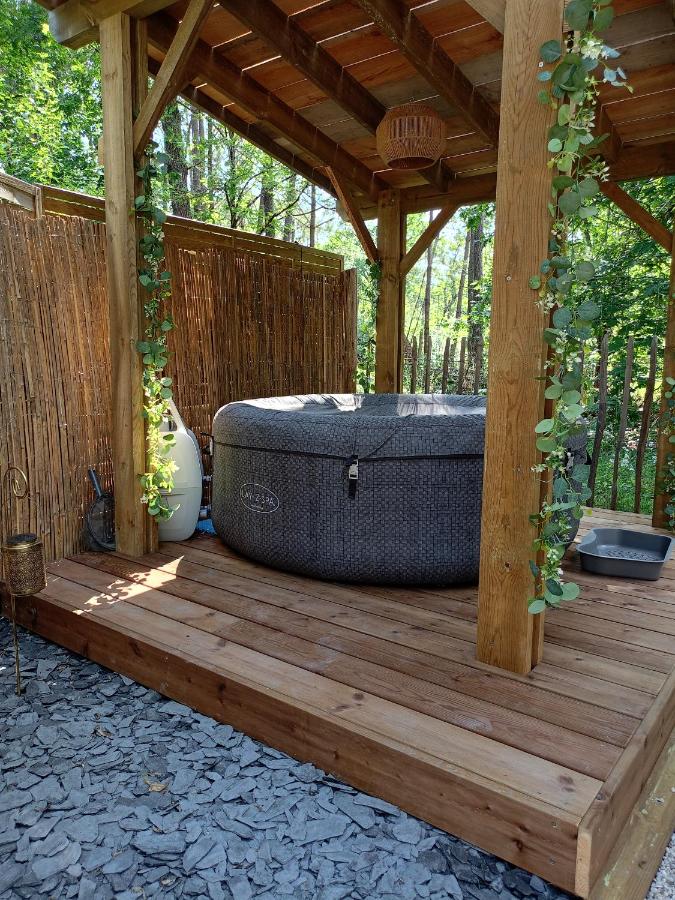 Chalet avec SPA en pleine nature 30 min des plages lac, océan et bassin d'Arcachon - B&B Sainte-Hélène