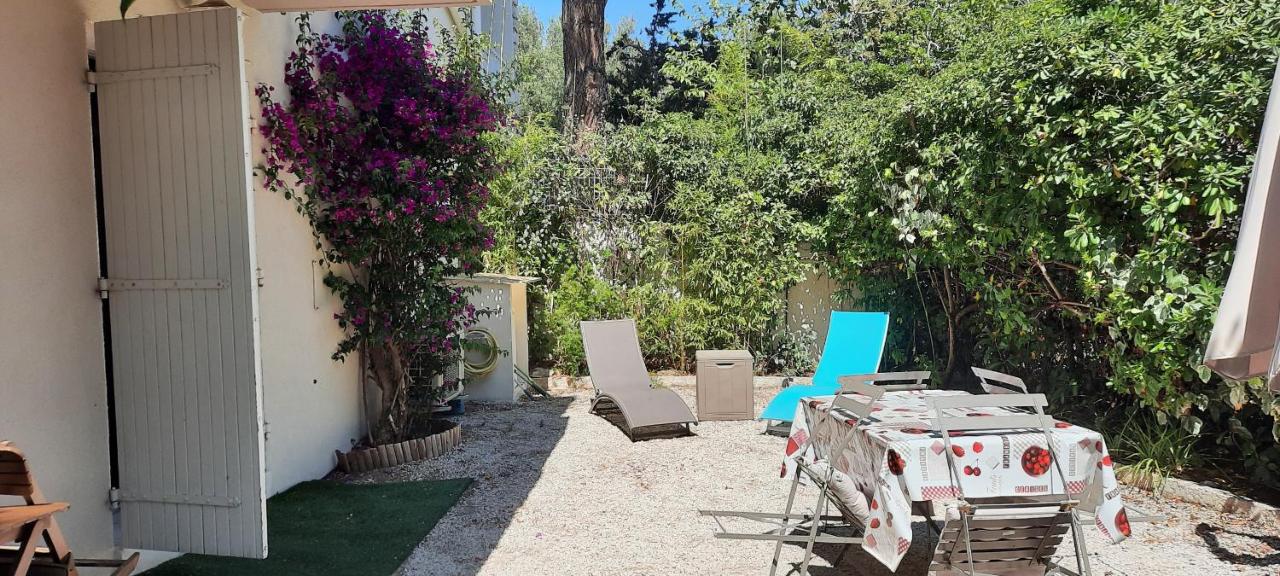 Appartement avec jardin et parking - Ferienwohnung