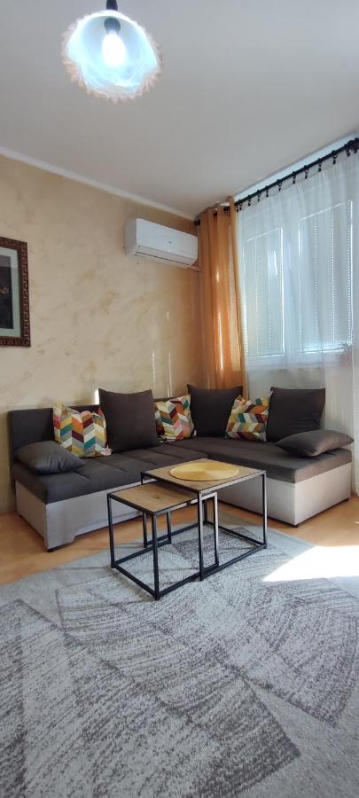 Apartman SARA - Ferienwohnung