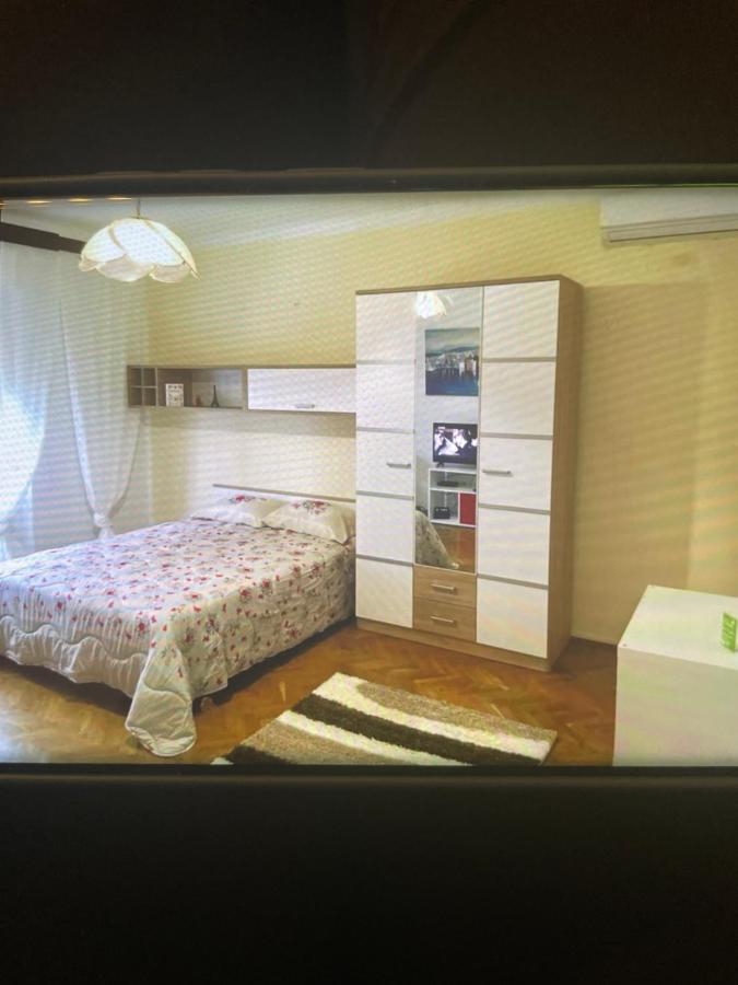Appartamento con 2 Camere da Letto