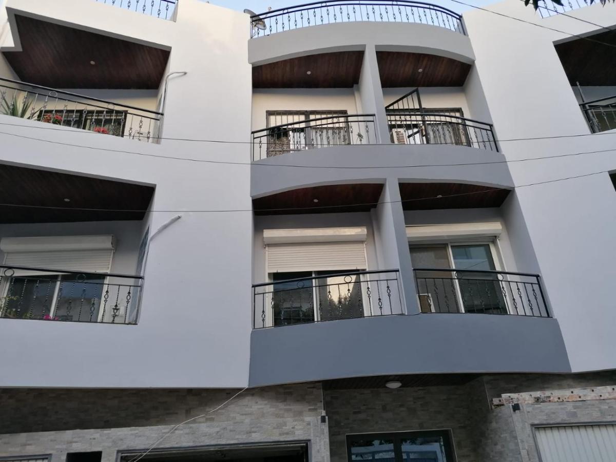 Keur Aïda Immeuble de standing - Ferienwohnung
