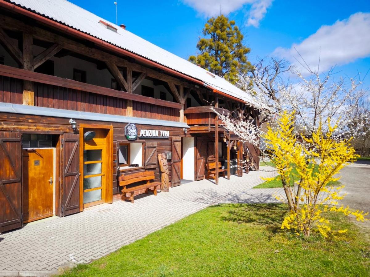 Penzion Tyra - Stáje - B&B Tyra