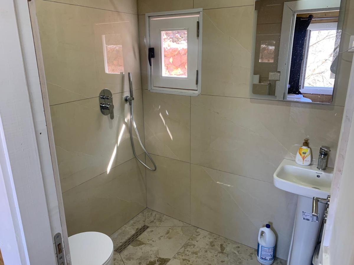 Bujtina Shpella e Plakës Çerçan Librazhd - Ferienwohnung