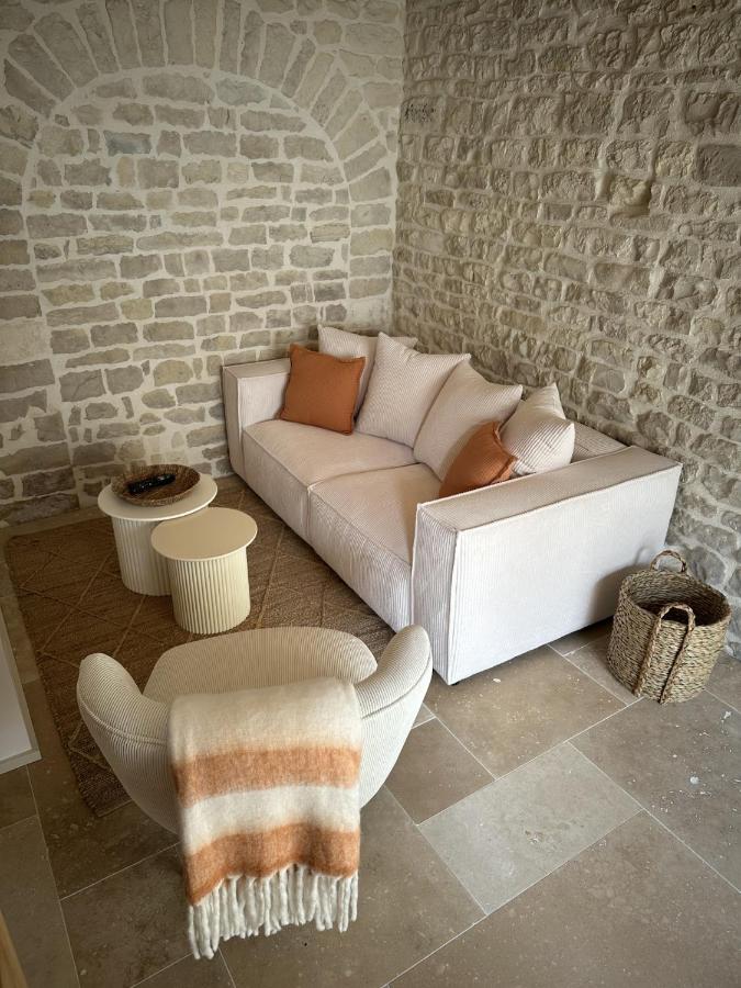 Chai rénové plein centre à 5minutes à pied de la plage - B&B