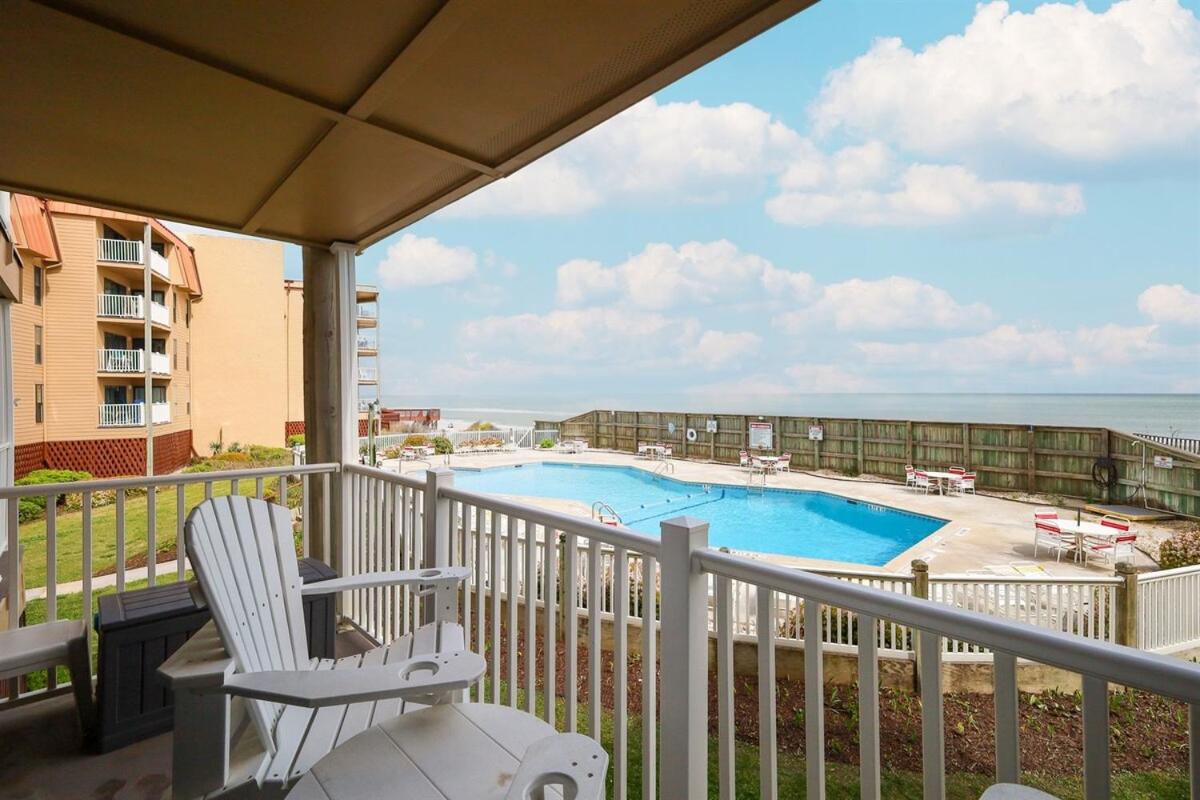 Beach Life From Sunrise to Sunset - Oceanfront - B&B North Topsail Beach