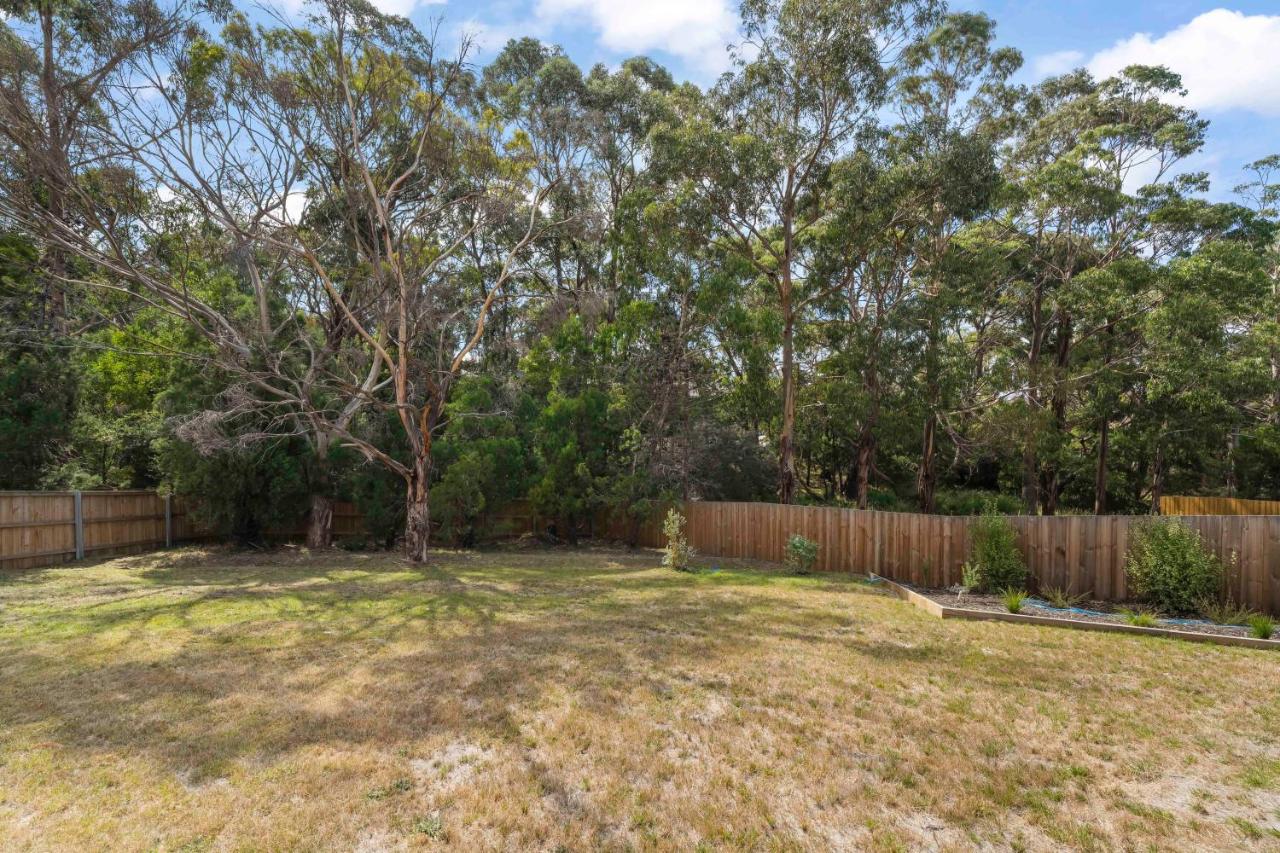 Gorgeous 4 Bedroom House - Blackmans Bay - Bed and Breakfast Kingston Beach