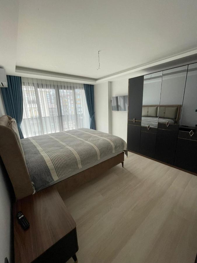 Deniz ve Şehir Manzaralı Lüks Kiralık Daireler - B&B Yomra