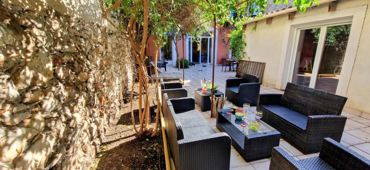 ESPRIT LOFT, Appartement d'Exception, 3 chambres, Jardin au Centre Ville, Climatisation - B&B