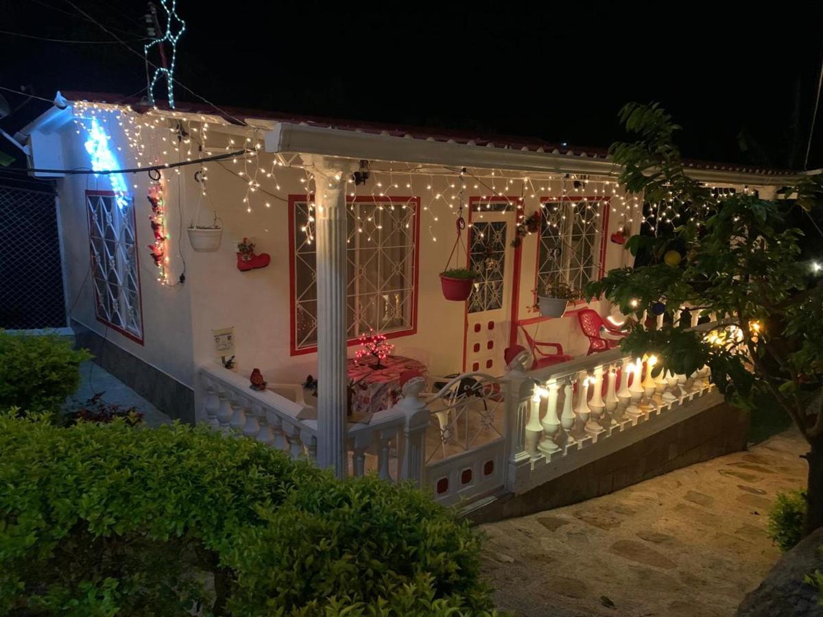 Cabaña La Cascada - B&B El Colegio