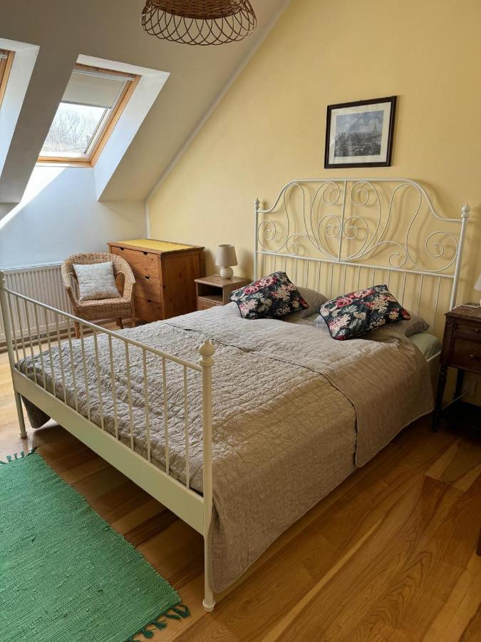 Na Husovce - B&B Hrob