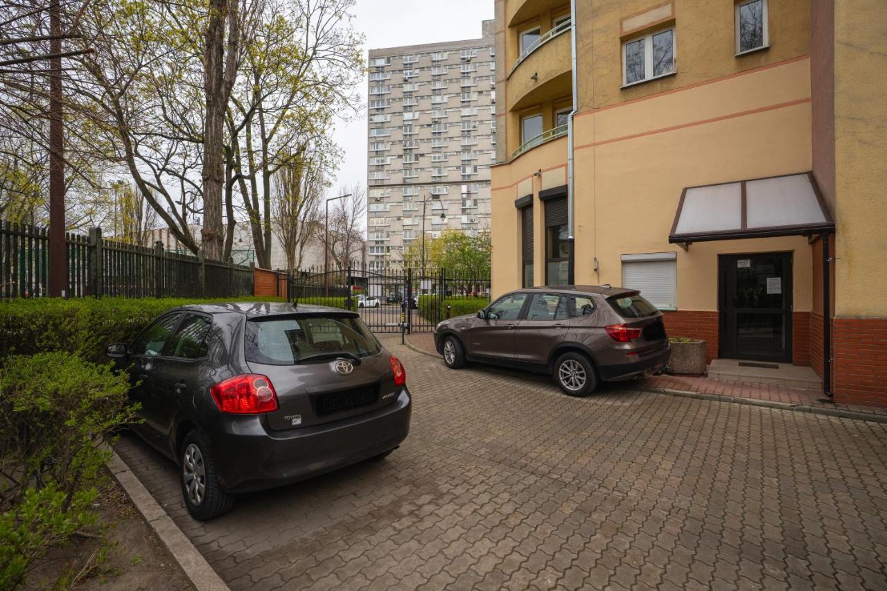 Varsovia Platinum Cityscape Apartment - B&B