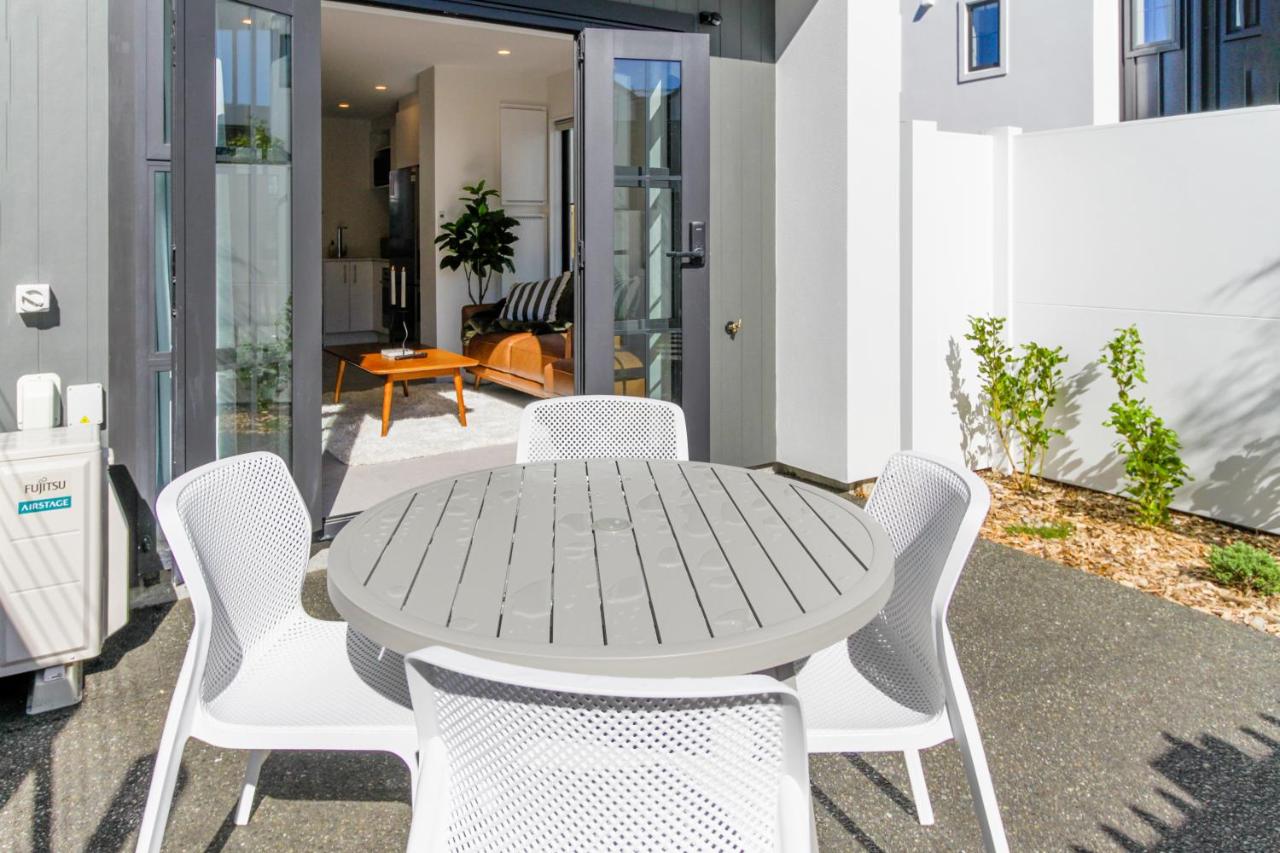 Stylish City Home with Parking Prime Location - B&B Christchurch