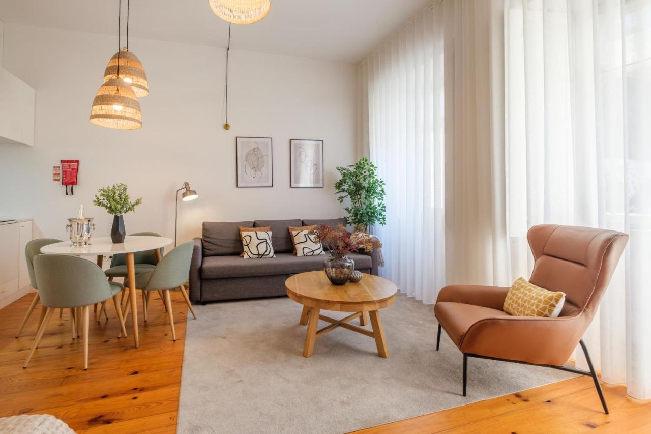 Historic Porto Nook Downtown Porto near metro - B&B Oporto