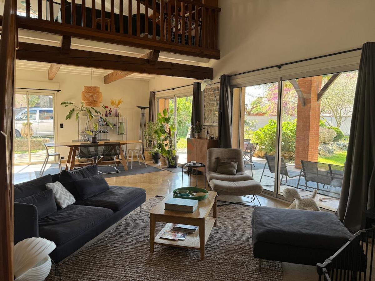 Maison de Maître Toulousaine avec piscine - Bed and Breakfast Livernon