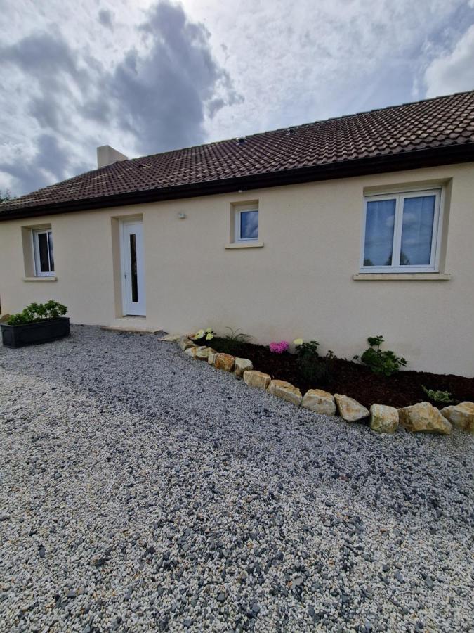 Maison plain-pied 4 chambres Graye sur mer plage à 700 m - B&B