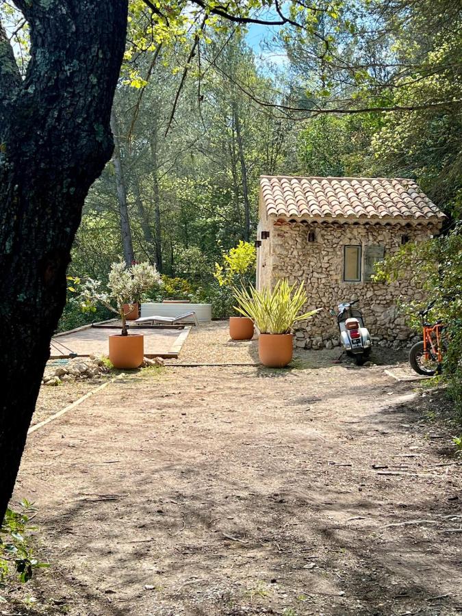 Le Cabanon des Morilles - B&B