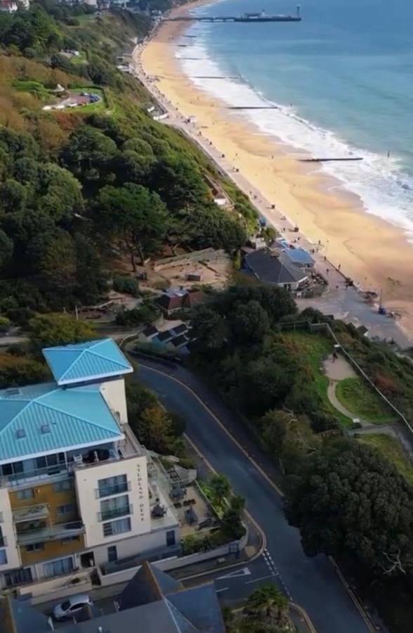 Seafront Apartment - Bed and Breakfast Bournemouth