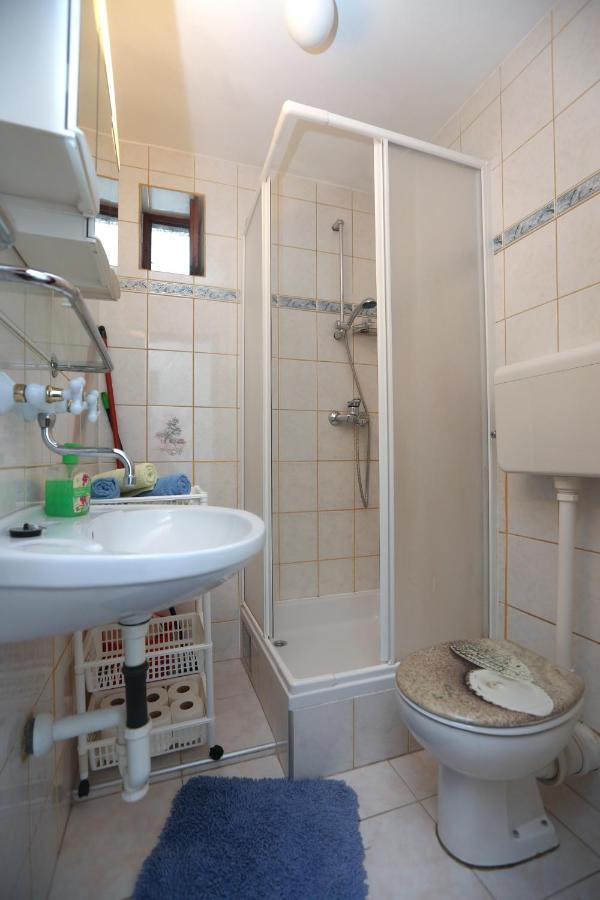 Apartamento con balcón