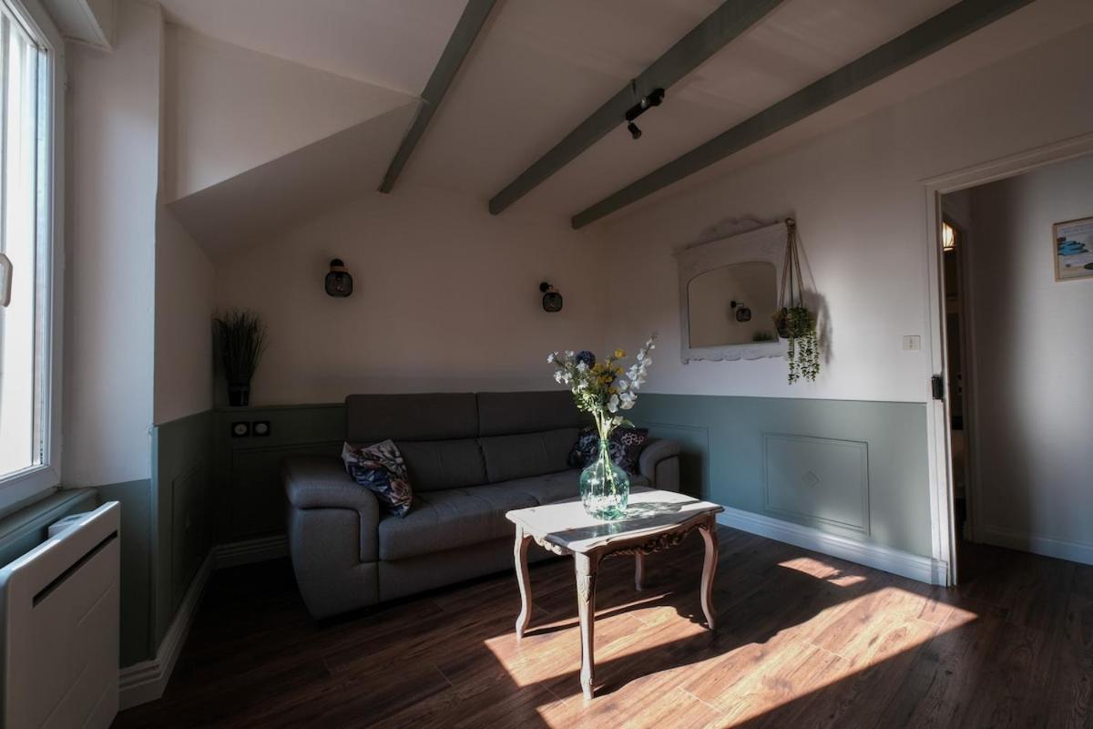 Appartement Le Balcon de L'Oust - Bed and Breakfast