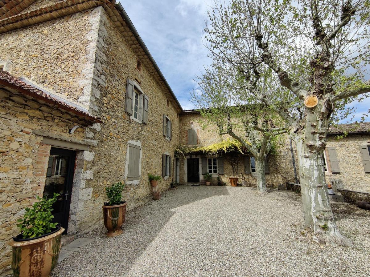 L'étoffe, charmante chambre dans un Mas Cévenol - B&B