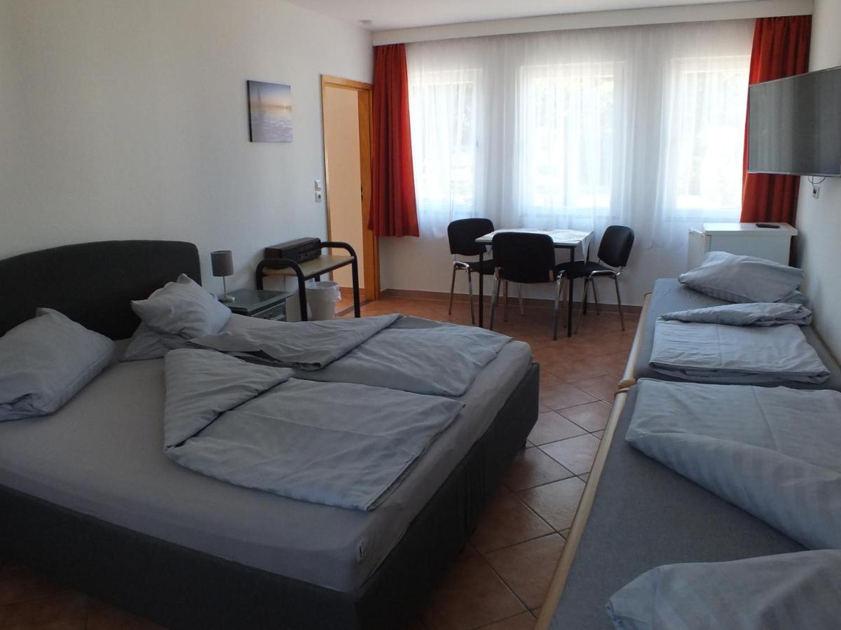 Vierpersoonskamer met Eigen Badkamer