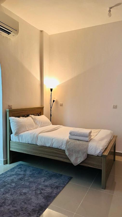 River & Sky Homes 6004 - B&B