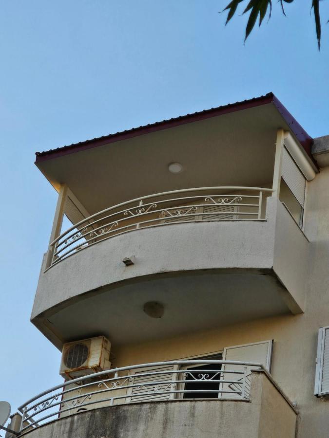 Tirke Apartment - B&B Bečići