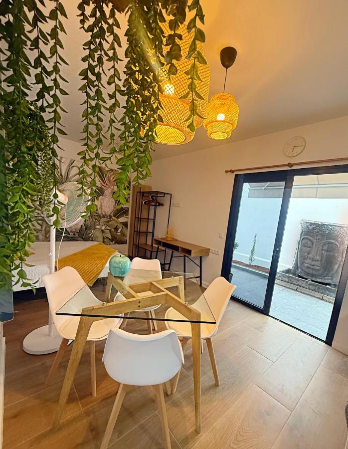 Apartamento muy cerca de playas ocio y restauración en Candelaria Tenerife - B&B Candelaria