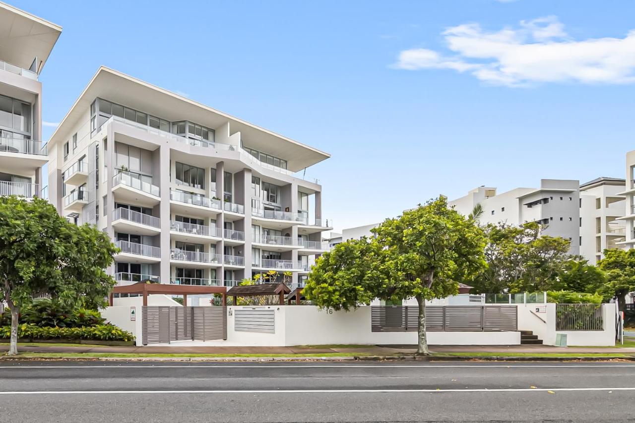Karmasea Beachside Holiday 2 Bedroom Apartment - B&B