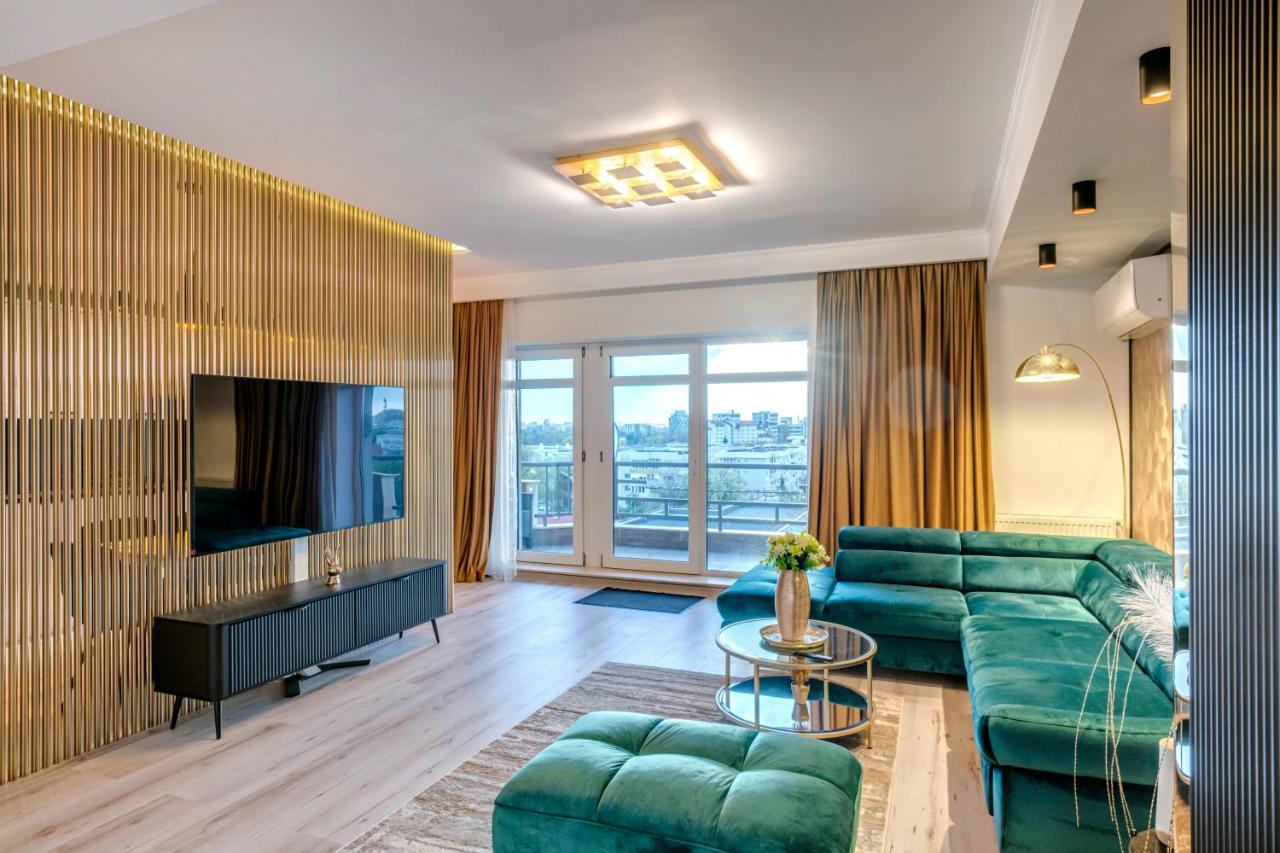 Moon Accommodation Bucharest - B&B