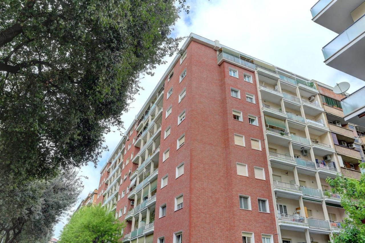 Marconi APT per Famiglie - 20 Min dal centro - B&B Rome